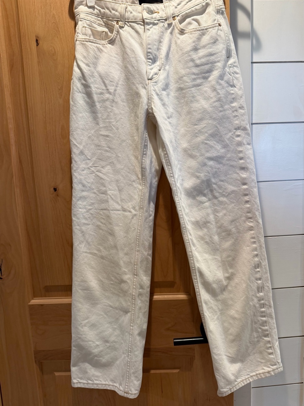 Zara Cream Straight-Leg Jeans